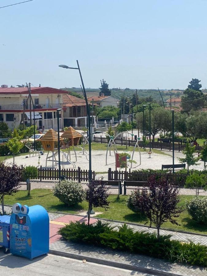 Ferienwohnung Sun & Sea Nea Iraklia Exterior foto