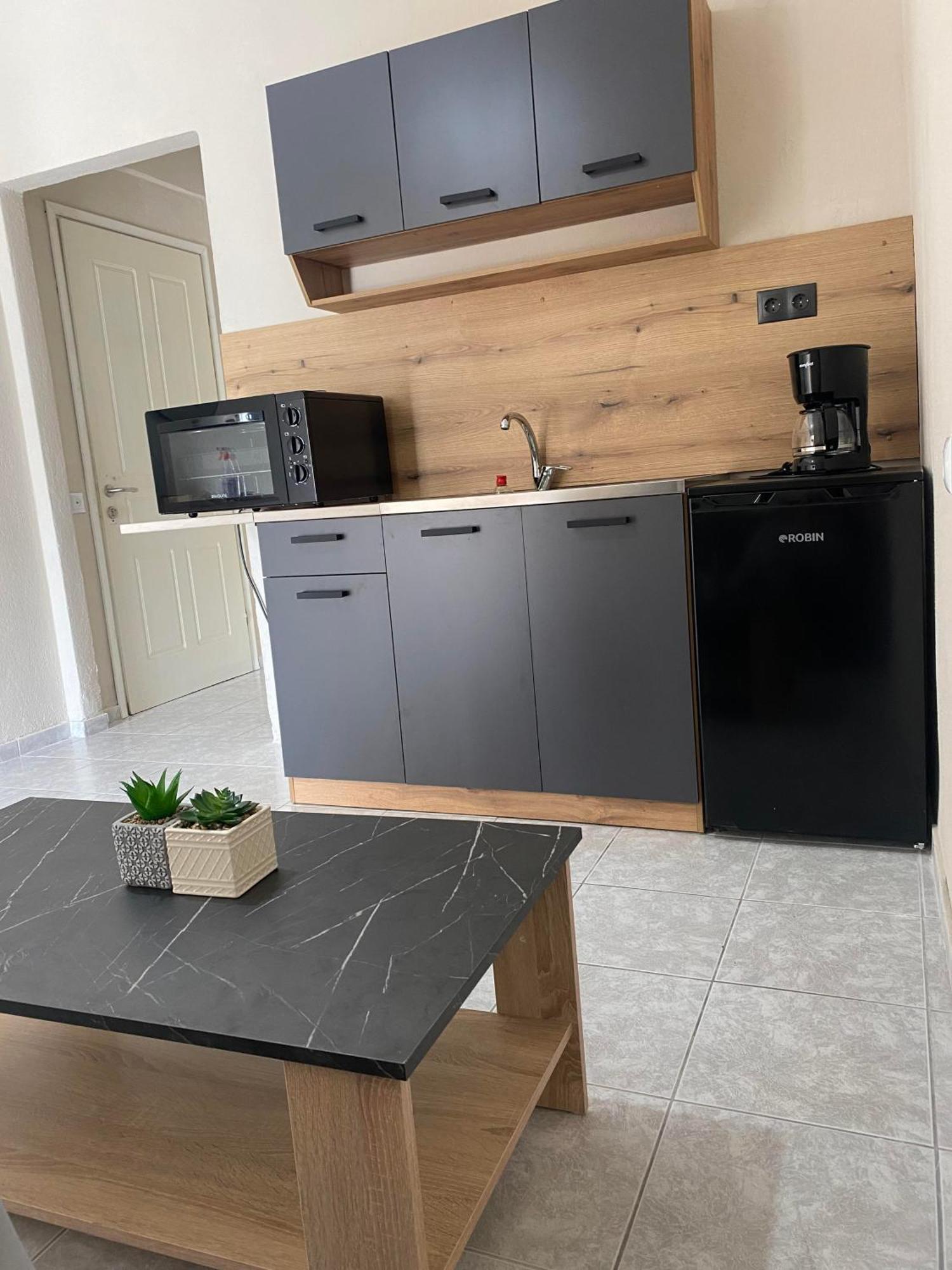 Ferienwohnung Sun & Sea Nea Iraklia Exterior foto
