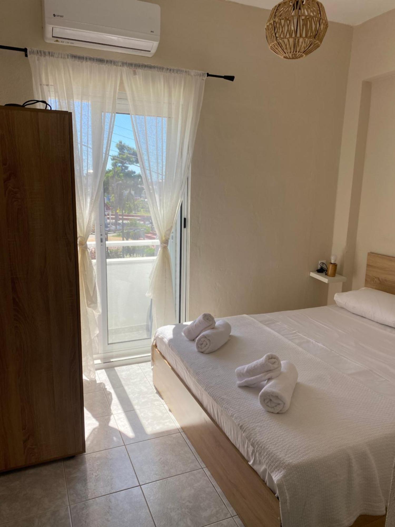Ferienwohnung Sun & Sea Nea Iraklia Exterior foto
